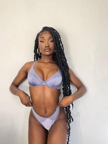 Моника фото 3