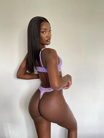 Моника фото 6