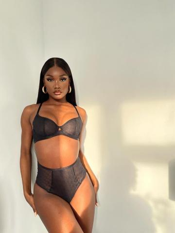 Моника фото 7